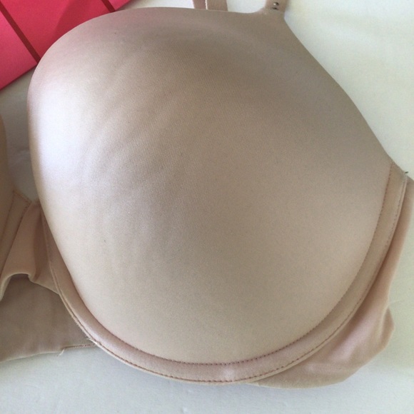 VICTORIAS SECRET BIOFIT PADDED FULL COVERAGE BRA - Picture 12 of 13
